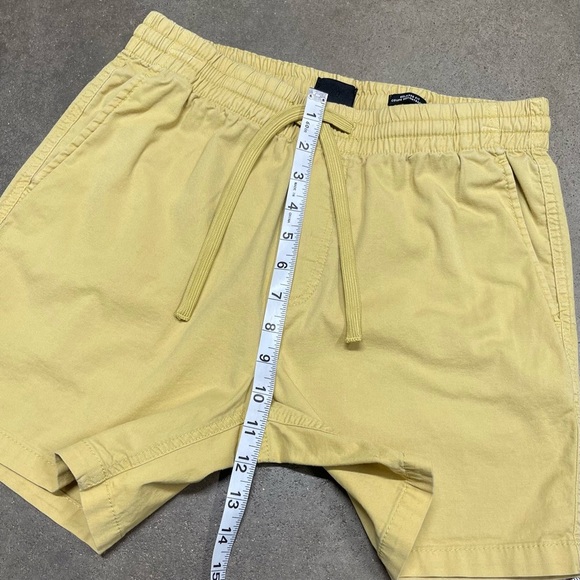 H&M Relaxed Fit Elastic Drawstring Waist Pockets Shorts - Picture 7 of 9